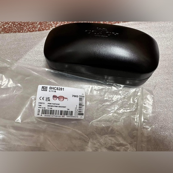 NIB - COACH Oversized Metal Soft Square Sunglasses - Pink Tortiose - Picture 4 of 6